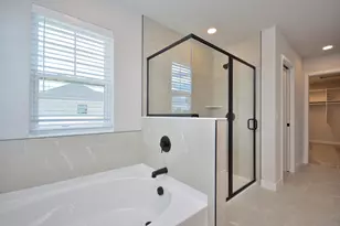 8175 W Bluebird Ct, Mequon, WI 53097 - Photo 31