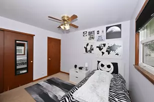 907 Roosevelt Ave, Racine, WI 53406 - Photo 11