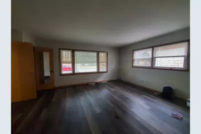 4052 N 85th St #Lower, Milwaukee, WI 53222 - Photo 3