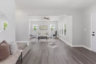 6818 Maple Terrace, Wauwatosa, WI 53213 - Photo 17