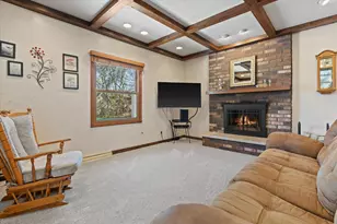 15255 W Glenora Ct, New Berlin, WI 53151 - Photo 3