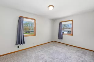911 Mayer Ln, Mayville, WI 53050 - Photo 11