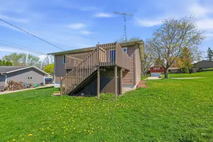 911 Mayer Ln, Mayville, WI 53050 - Photo 21