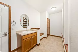 9989 S 31st St, Franklin, WI 53132 - Photo 21