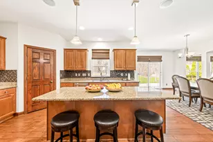 9989 S 31st St, Franklin, WI 53132 - Photo 15
