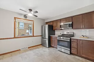 5224 W Rita Dr, West Allis, WI 53219 - Photo 13