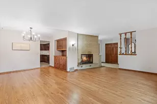 5224 W Rita Dr, West Allis, WI 53219 - Photo 3