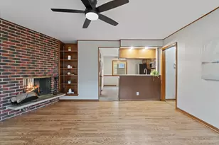 5224 W Rita Dr, West Allis, WI 53219 - Photo 11