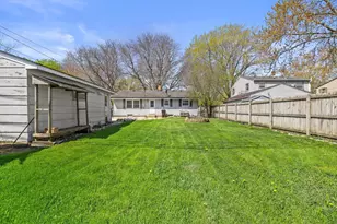 3317 Kennsington Square Rd, Sturtevant, WI 53177 - Photo 23