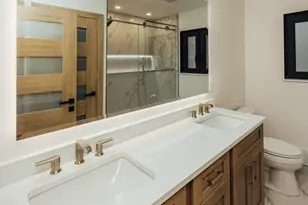 2125 Donmar Ln, Brookfield, WI 53005 - Photo 23