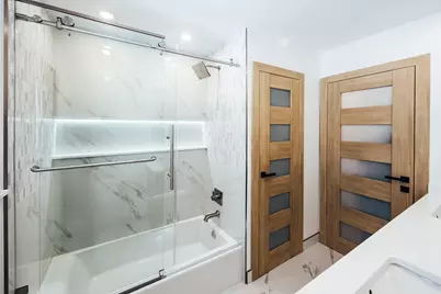 2125  Donmar Ln, Brookfield, WI 53005 - Photo 21