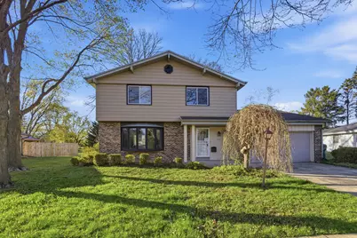 5782  Rustic Ln, Greendale, WI 53129 - Photo 33