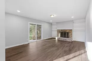 5782 Rustic Ln, Greendale, WI 53129 - Photo 15