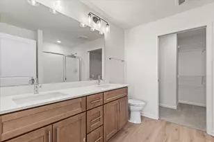 504 Hunter Oaks Blvd, Watertown, WI 53094 - Photo 13