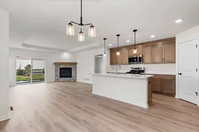 504  Hunter Oaks Blvd #1001, Watertown, WI 53094 - Photo 7