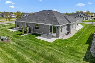 504 Hunter Oaks Blvd, Watertown, WI 53094 - Photo 19