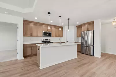 504  Hunter Oaks Blvd #1001, Watertown, WI 53094 - Photo 3