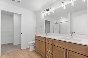 508 Hunter Oaks Blvd, Watertown, WI 53094 - Photo 11