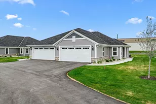 508 Hunter Oaks Blvd, Watertown, WI 53094 - Photo 1