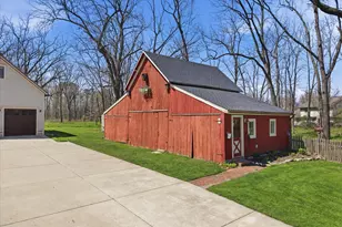 S84W17698 Woods Rd, Muskego, WI 53150 - Photo 39