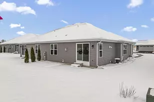 512 Hunter Oaks Blvd, Watertown, WI 53094 - Photo 19