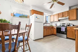2172 S 109th St, West Allis, WI 53227 - Photo 5
