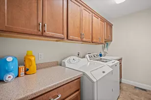 627 Tindall's Nest, Twin Lakes, WI 53181 - Photo 17