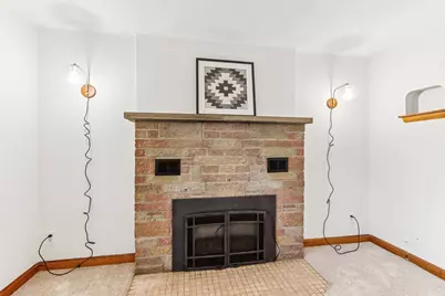 4260 N 93rd St, Wauwatosa, WI 53222 - Photo 9