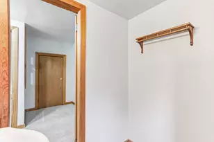 4260 N 93rd St, Wauwatosa, WI 53222 - Photo 27