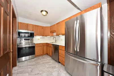 927  Genesee St, Waukesha, WI 53186 - Photo 13