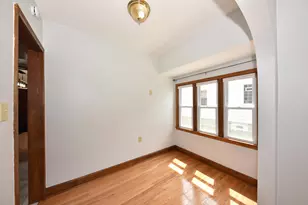 927 Genesee St, Waukesha, WI 53186 - Photo 9