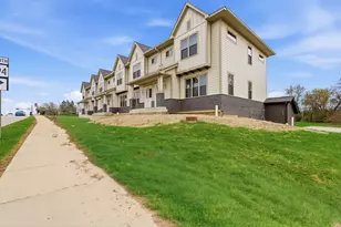 2121 E Howard Ave, Saint Francis, WI 53235 - Photo 3