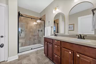N42W22814 Beacon Ct, Pewaukee, WI 53072 - Photo 31