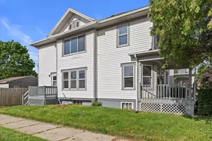2401 Hansen Ave, Racine, WI 53405 - Photo 31