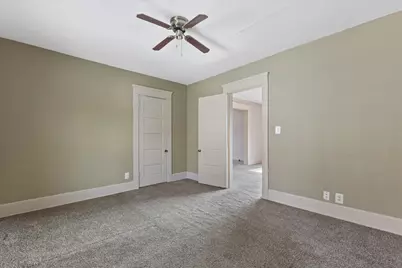 2401  Hansen Ave, Racine, WI 53405 - Photo 21
