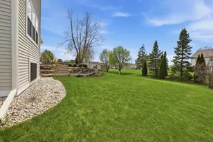 1470 Waters Edge Dr, Oconomowoc, WI 53066 - Photo 27