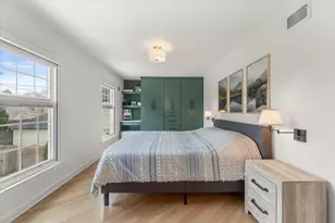 6060 N Bay Ridge Ave, Whitefish Bay, WI 53217 - Photo 19