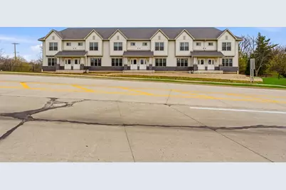 2131 E Howard Ave #106, Saint Francis, WI 53235 - Photo 1