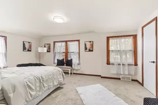 1913 E Eden Pl, Saint Francis, WI 53235 - Photo 15