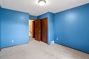 7307 S Delaine Dr, Oak Creek, WI 53154 - Photo 17