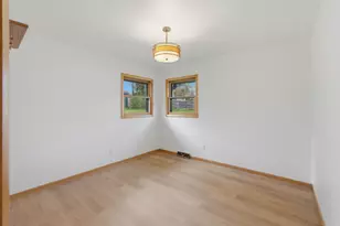 5314 W Nokomis Rd, Brown Deer, WI 53223 - Photo 23