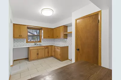5314 W Nokomis Rd, Brown Deer, WI 53223 - Photo 17