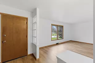 5314 W Nokomis Rd, Brown Deer, WI 53223 - Photo 7