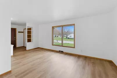 5314 W Nokomis Rd, Brown Deer, WI 53223 - Photo 9