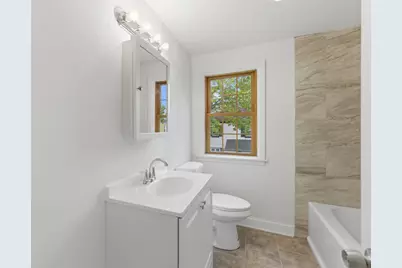 5616  Beaver Ct, Greendale, WI 53129 - Photo 15
