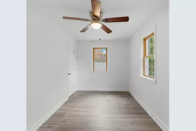 5616  Beaver Ct, Greendale, WI 53129 - Photo 11