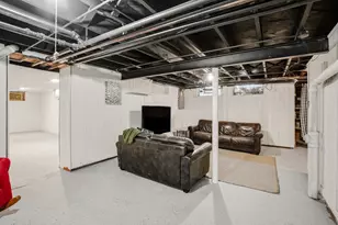 2536 N 81st St, Wauwatosa, WI 53213 - Photo 27