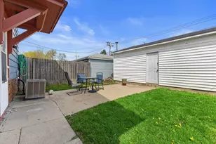 1949 Jay Eye See Ave, Racine, WI 53403 - Photo 23