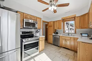 440 E Norwich St, Milwaukee, WI 53207 - Photo 9