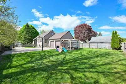 440 E Norwich St, Milwaukee, WI 53207 - Photo 27